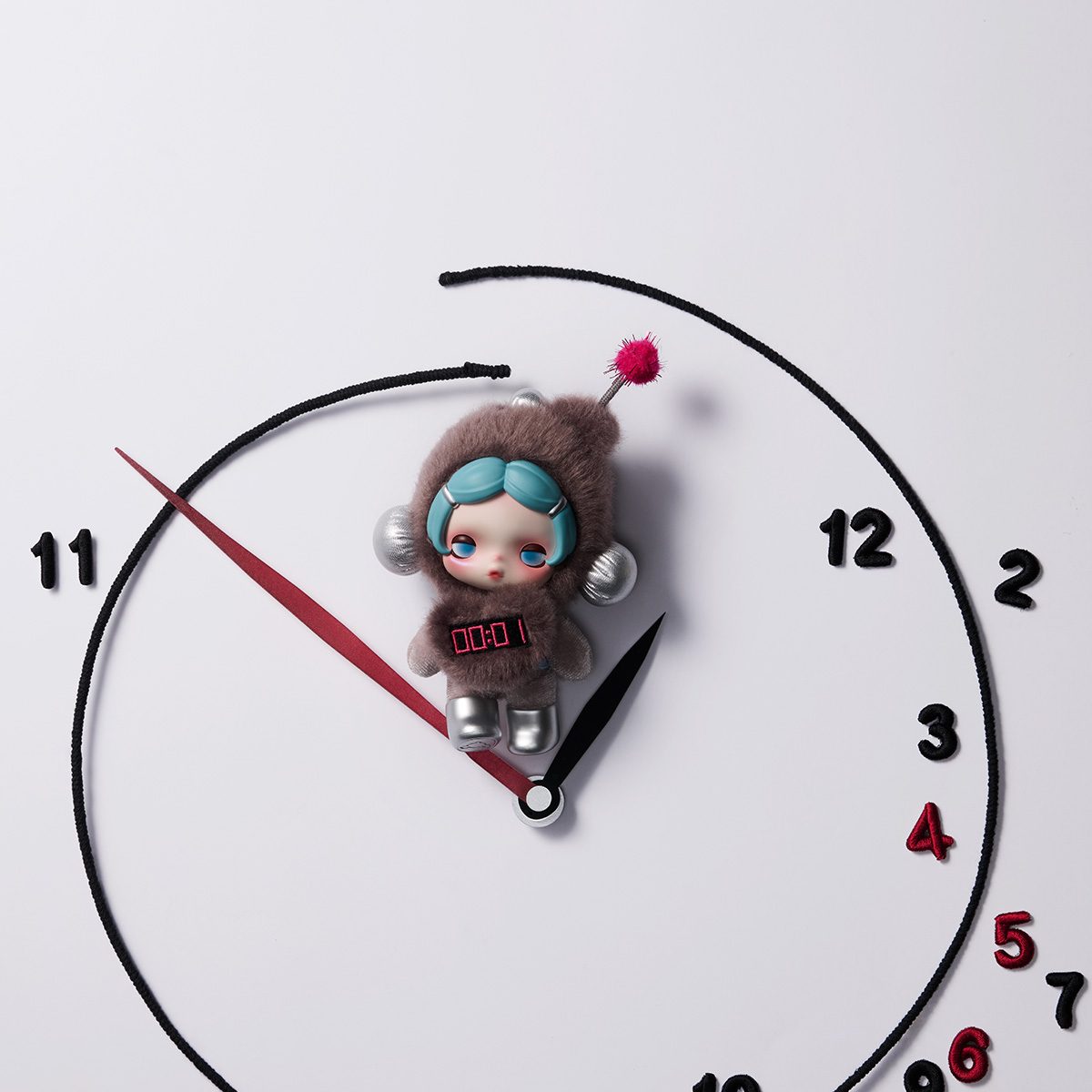 θ SKULLPANDA Off Mode Series Plush Doll Pendant θ SKULLPANDA Off Mode Series Plush Doll Pendant